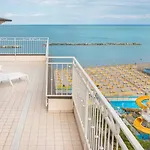 Aparthotel Amalfi 3*