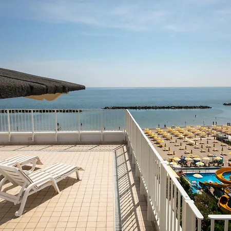 Amalfi Apartahotel Lido Di Savio